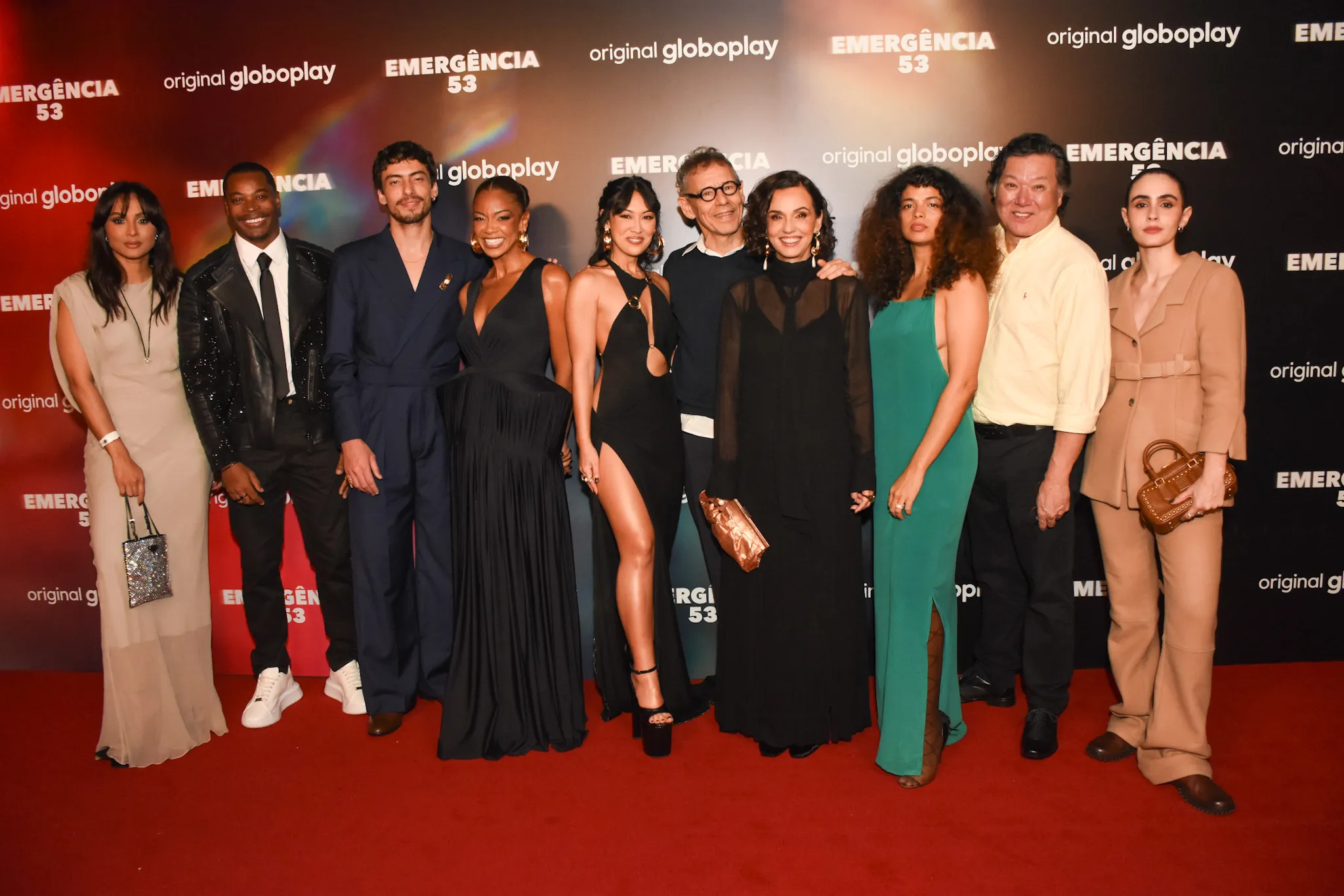 Elenco de “Emergência 53” apresenta nova aposta do Globoplay em noite de estreia em São Paulo