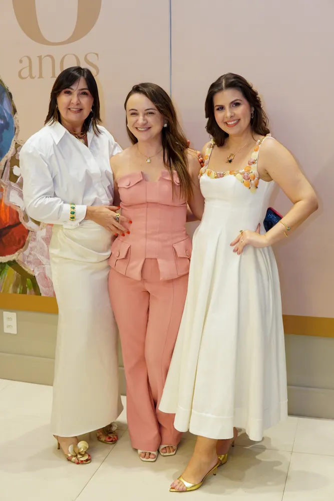 Eliane Gomes, Daniele Vasconcelos E Eloisa Gomes (2)