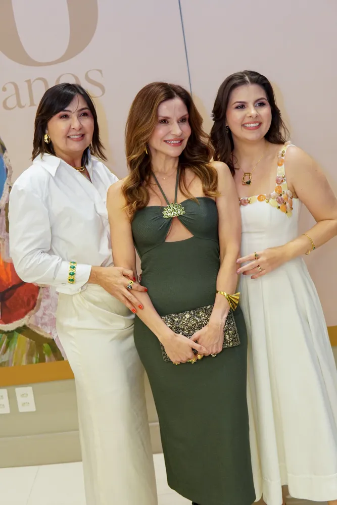 Eliane Gomes, Eveline Alencar E Eloisa Gomes (2)