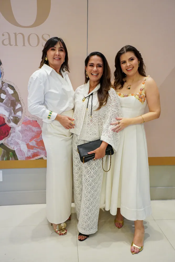 Eliane Gomes, Nazaré Santiago E Eloisa Gomes (4)