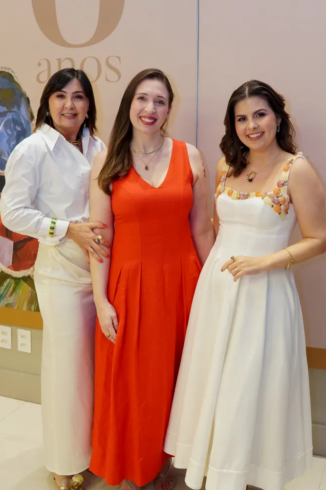 Eliane Gomes, Saile Kerbage E Eloisa Gomes (2)