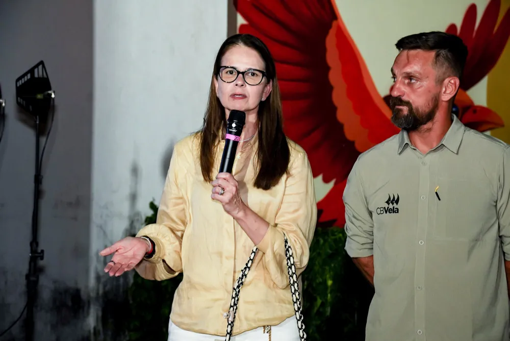 Elise Magalhães E Daniel Azevedo