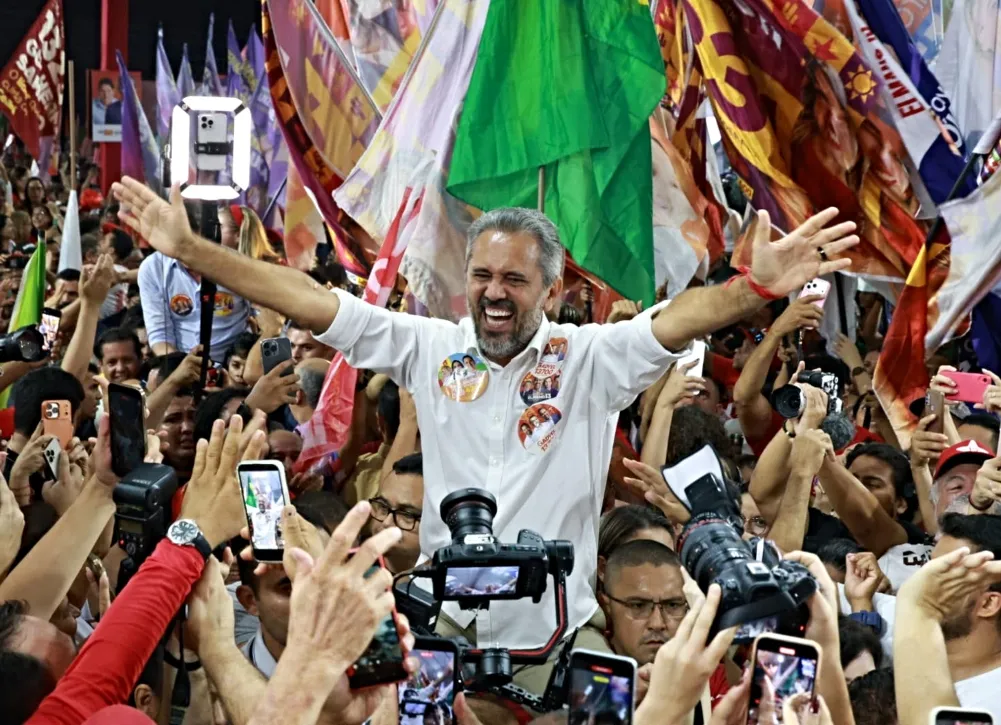 Elmano reúne lideranças políticas do Ceará e reforça base de apoio à reeleição