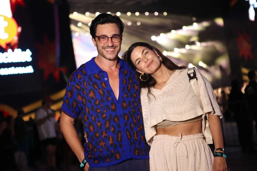Emanuelle Araújo E Fernando Diniz