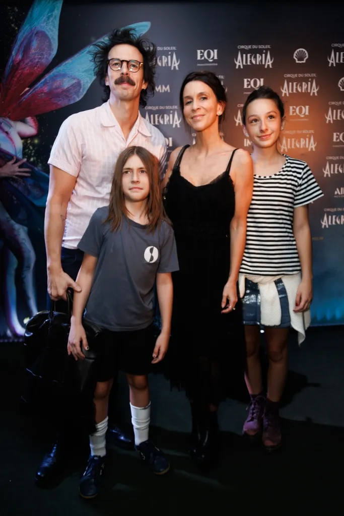 Esmir Filho, Sarah Oliveira, Chloé E Martin
