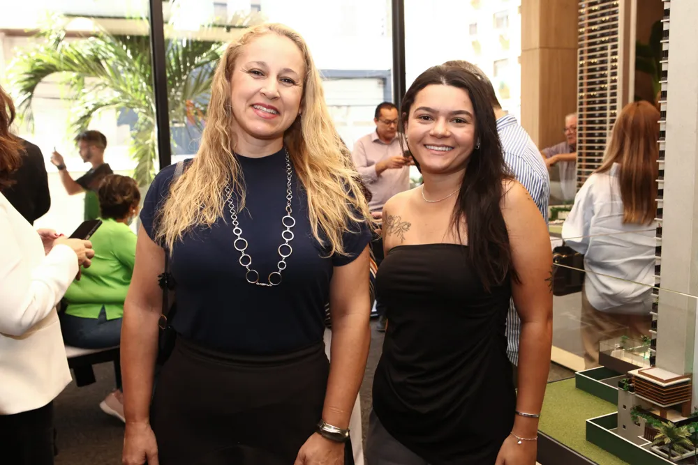 Fabiana Bernardes E Vitória Sousa (1)