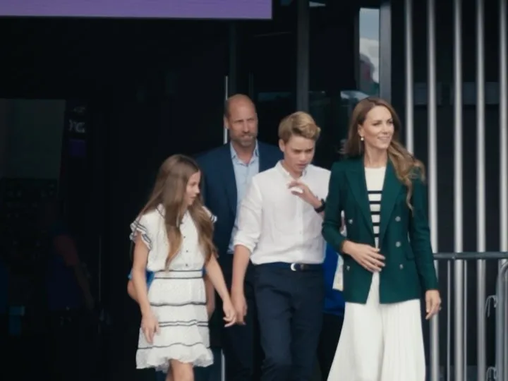 Kate Middleton e Príncipe William levam George, Charlotte e Louis aos Jogos da Commonwealth na Escócia