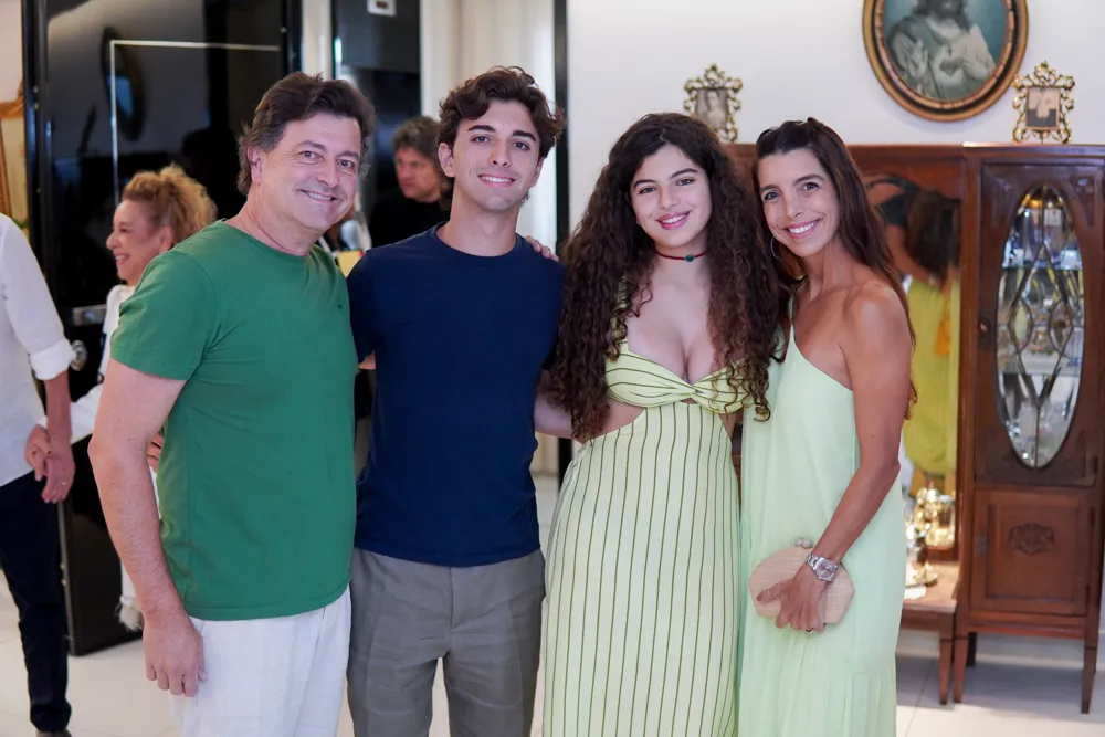 George Vieira, Arthur, Mel E Rafaela Vieira