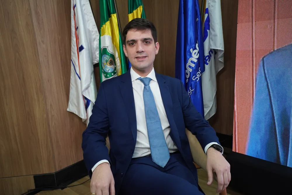 Germano Filho assume coordenação-geral da Fajece em noite de posse no Senac Aldeota