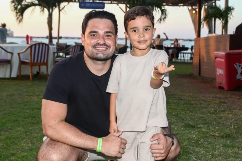 Sábado no Iate - Sunset movimenta fim de tarde no Iate Clube de Fortaleza