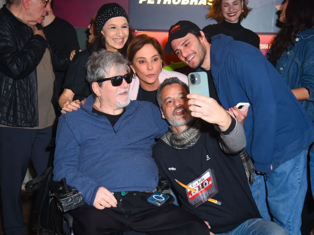 Heloísa Perisse, Tuna Dwek, Marcelo Rubens Paiva, Hugo Bonemer E Bruno Garcia