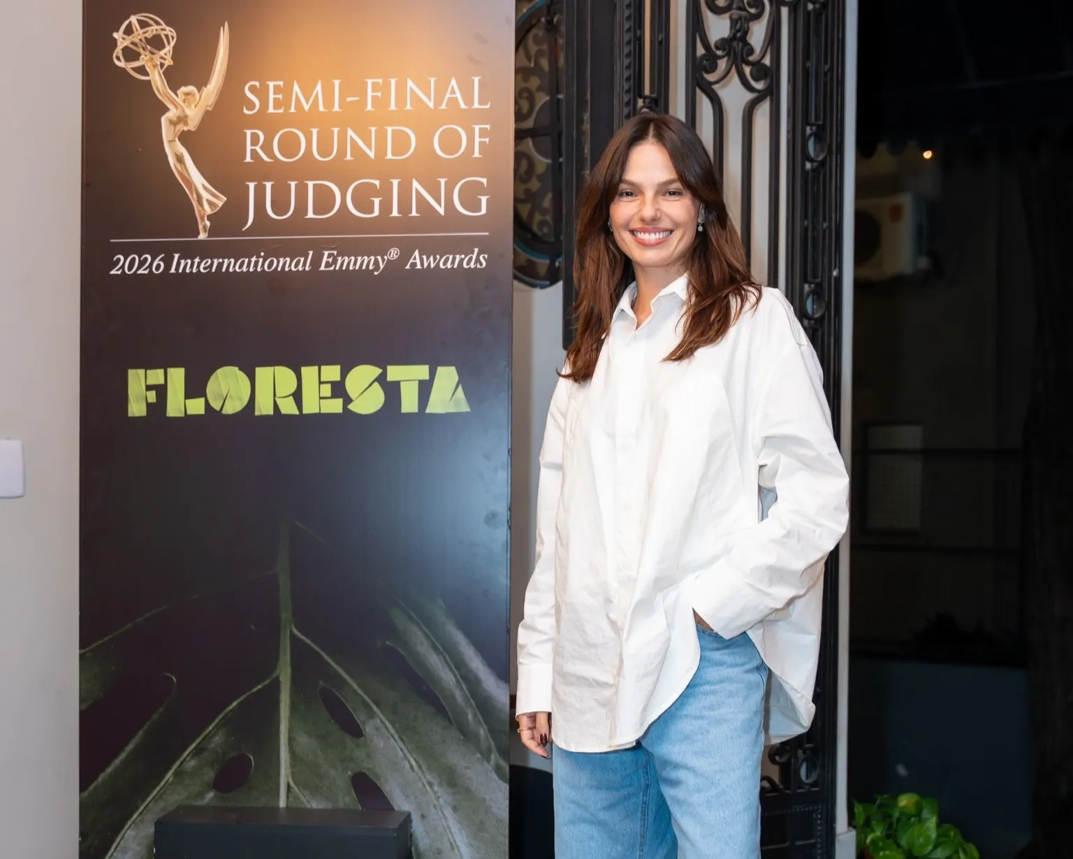 Isis Valverde integra júri do Emmy Internacional 2026 e compartilha bastidores da experiência
