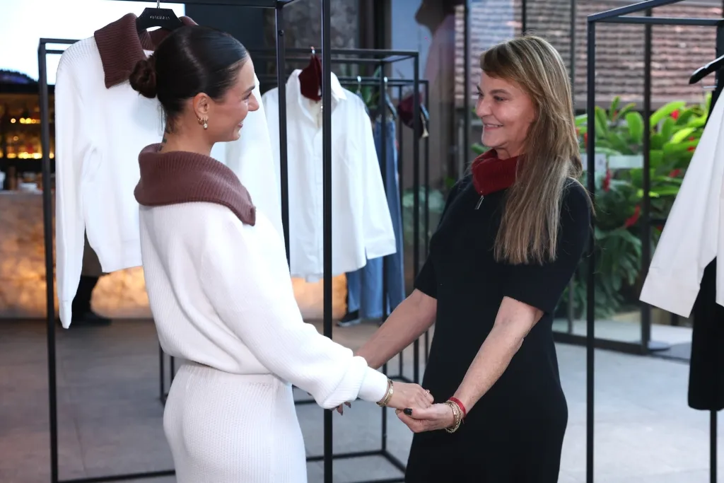Isis Valverde E Sua Mãe Rosalba 2