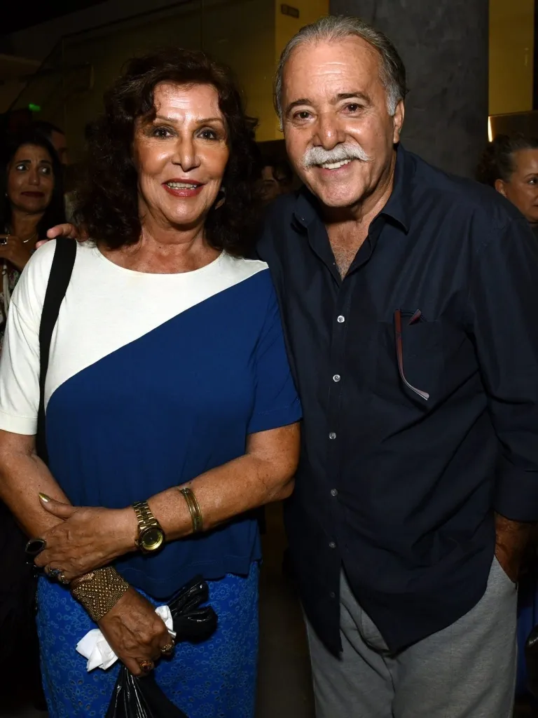 Ítala Nandi E Tony Ramos