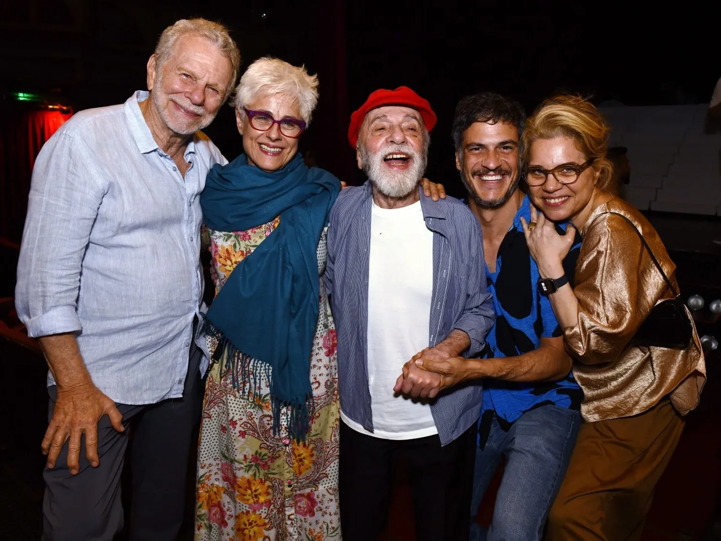 Maitê Proença e Mateus Solano prestigiam a estreia carioca de Renato Borghi e Soraya Ravenle em “Minha Estrela Dalva”