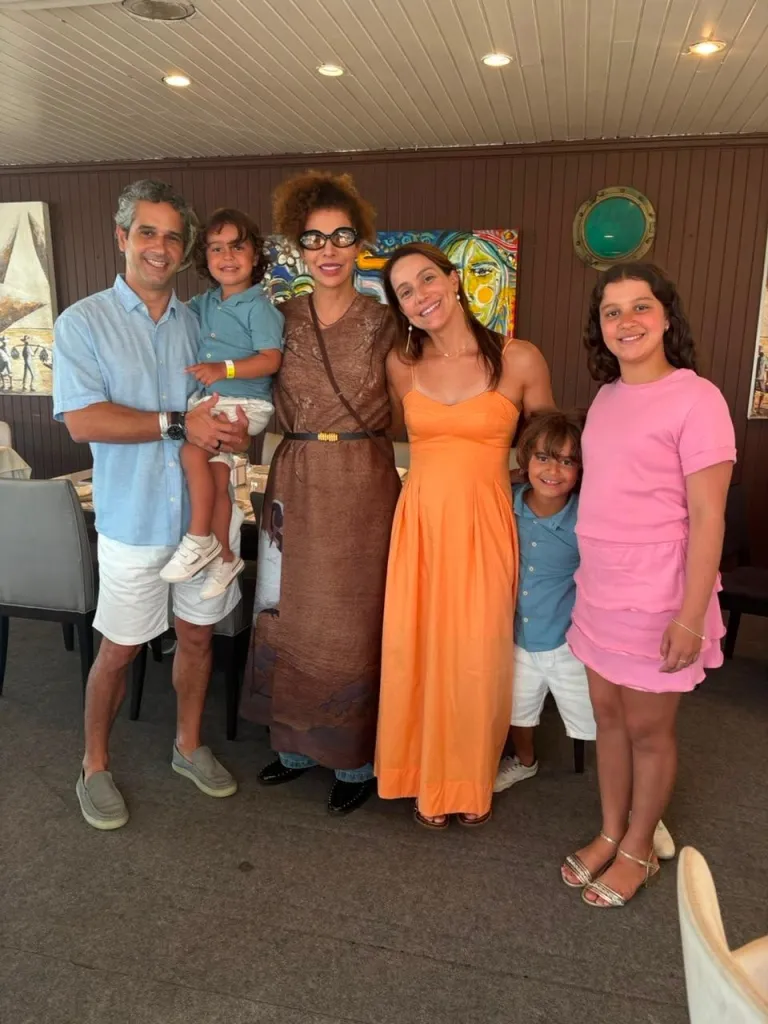 José Carneiro Filho E Vanessa Da Mata