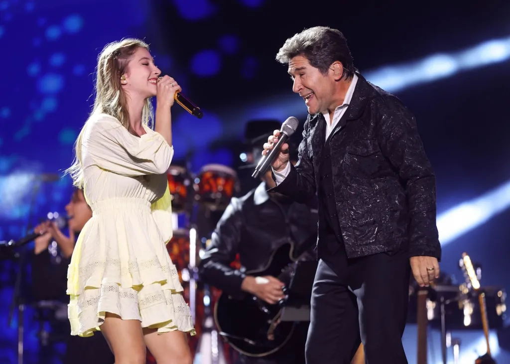 Lara E Daniel
