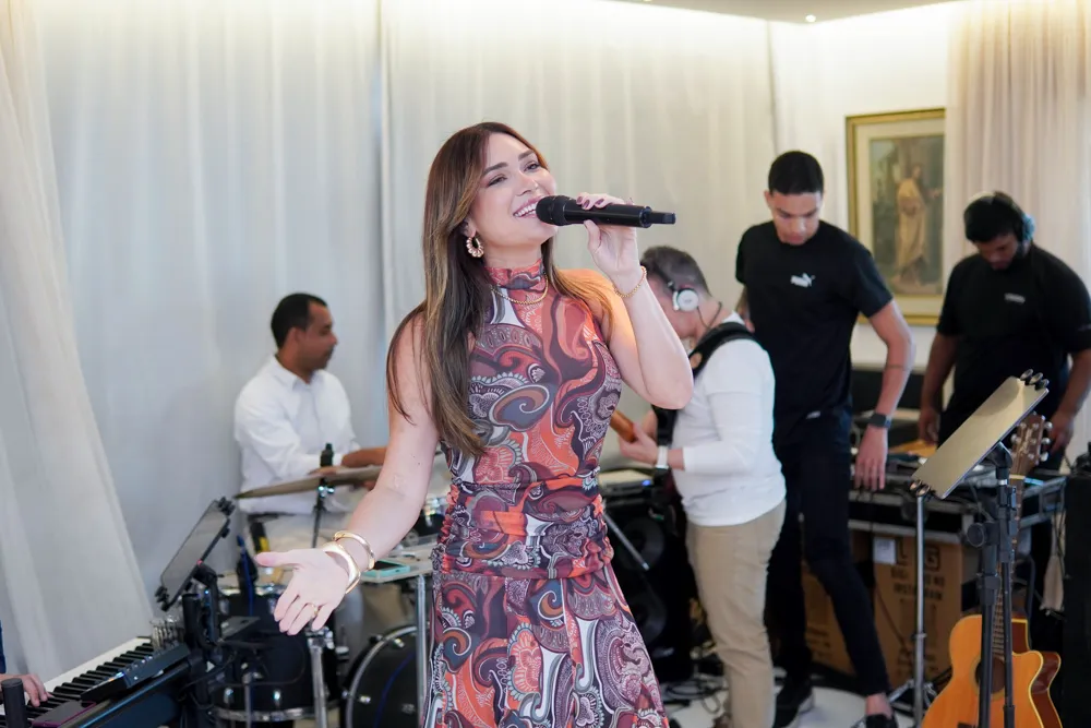 Larissa Leite. (1)