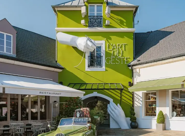 Arte do luxo - Savoir-faire francês ganha protagonismo na temporada da La Vallée Village em Fortaleza