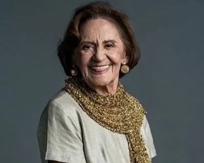 Morre Laura Cardoso, pioneira da televisão brasileira, aos 98 anos