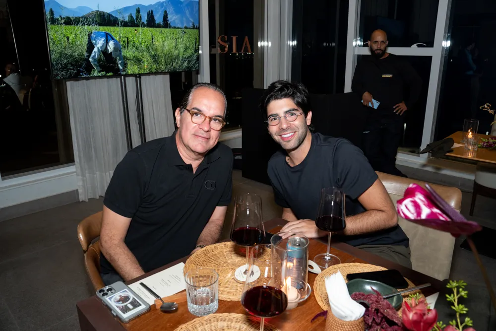Leonardo Albuquerque E Deib Neto