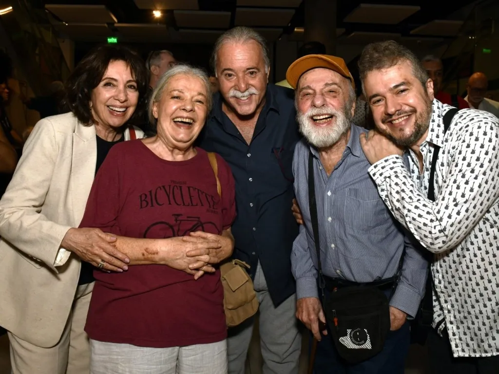 Lidiane Barbosa , Bete Mendes , Tony Ramos , Renato Borghi E Elcio Nogueira