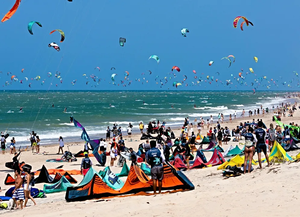 Kitesurf impulsiona turismo internacional e consolida Fortaleza como destino