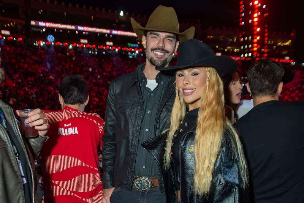 Luan Pereira E Victoria Miranda