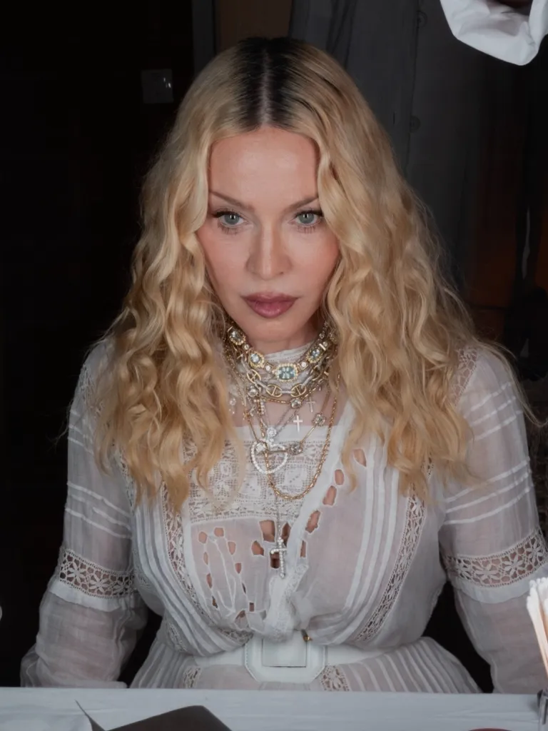 Madonna (6)