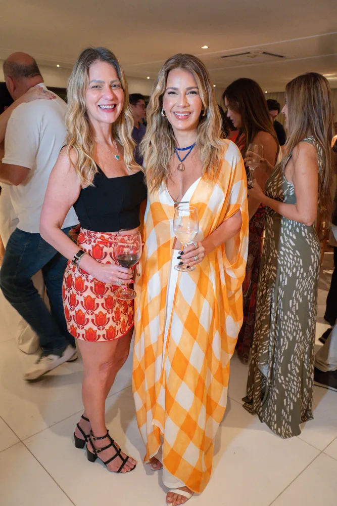Mariana Da Fonte E Jeritza Gurgel