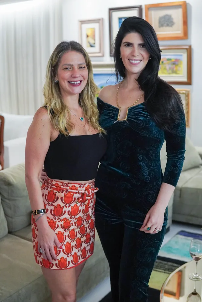 Mariana Da Fonte E Rafaela Holanda