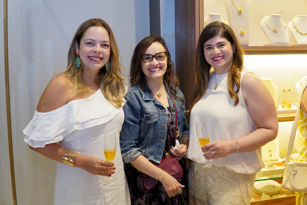 Marina De Oliveira, Isabelle Fontenelle E Talita Craveiro (2)