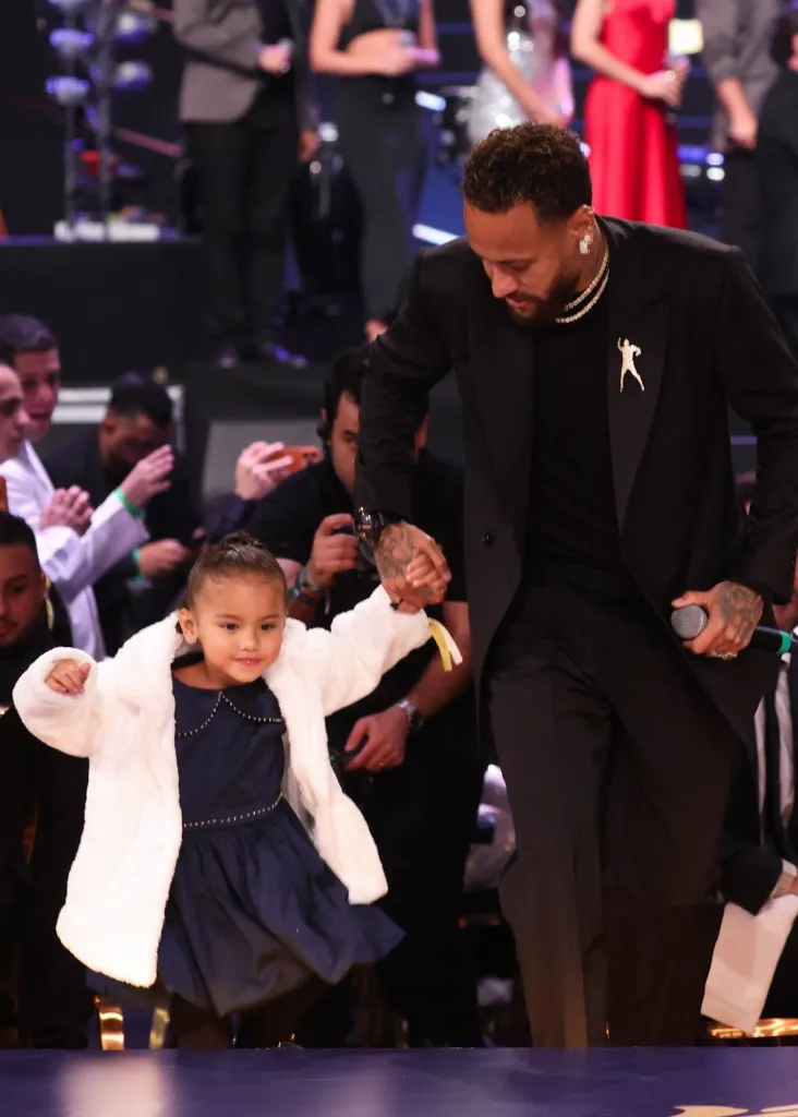 Mavie E Neymar (2)