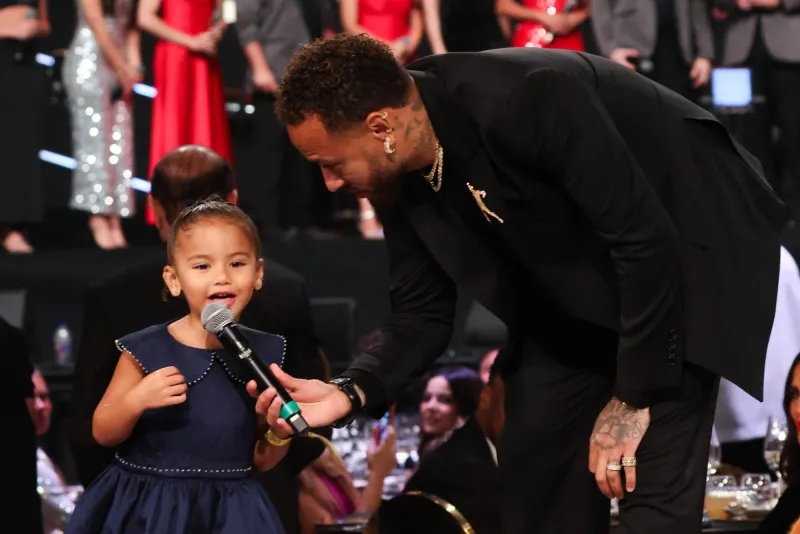 Noite beneficente - Leilão do Instituto Neymar Jr. transforma São Paulo em palco da filantropia e das celebridades