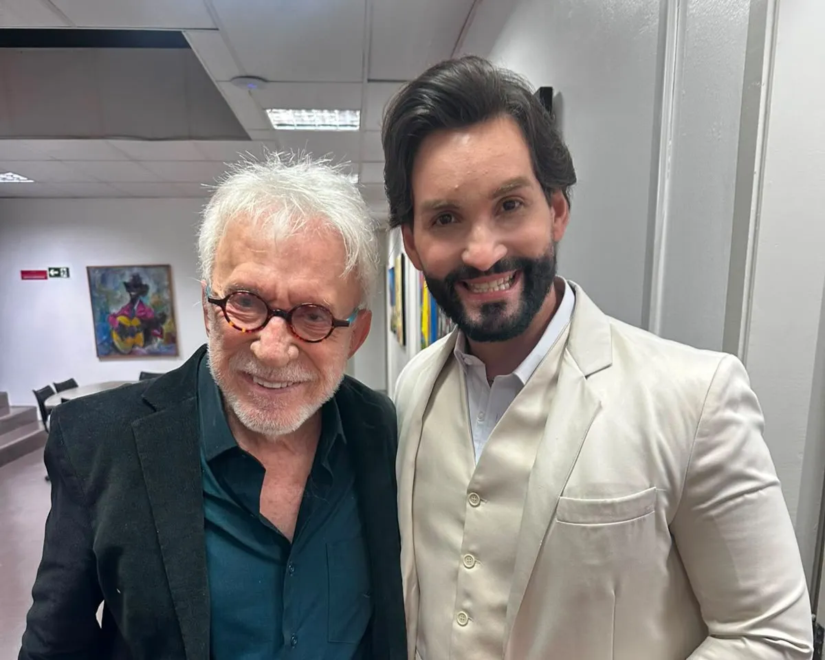 Philipe Dantas e Moacyr Franco emocionam público com clássicos no Cineteatro São Luiz