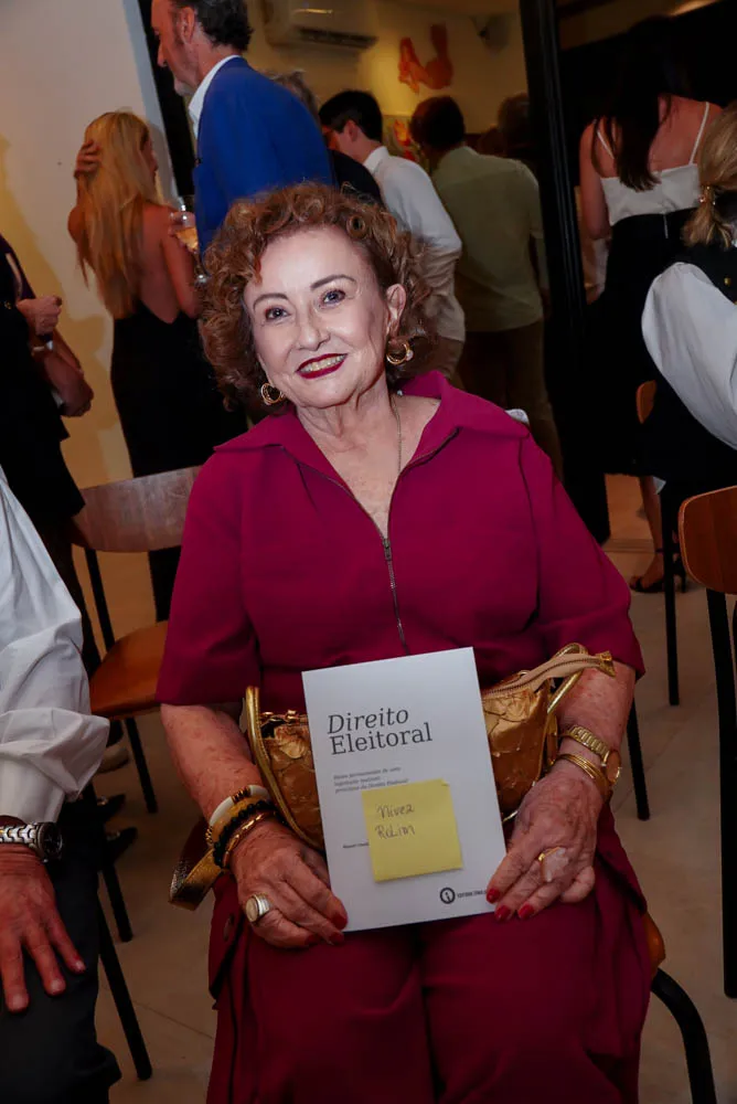 Nívea Rolim (3)