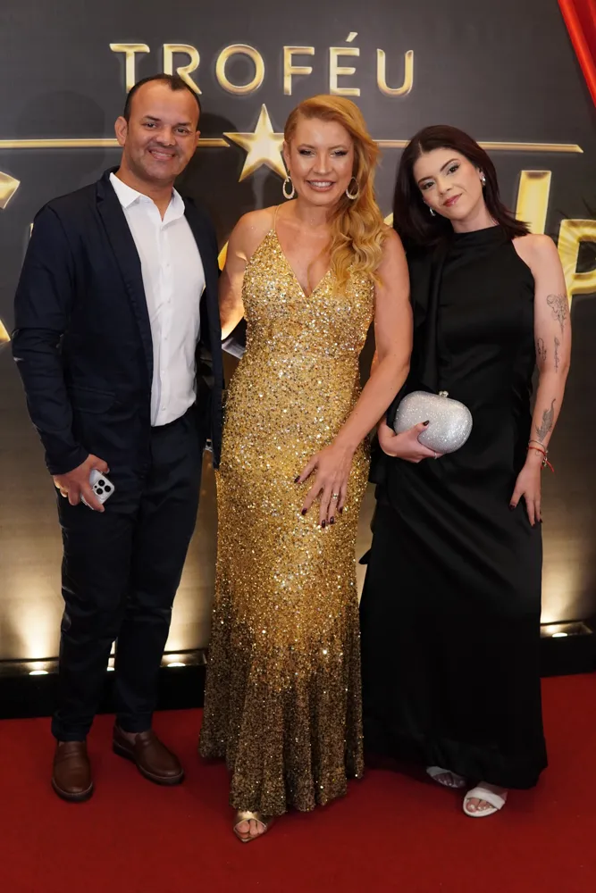 Paulinho Bessa, Natália Varela E Leonora Helena (1)