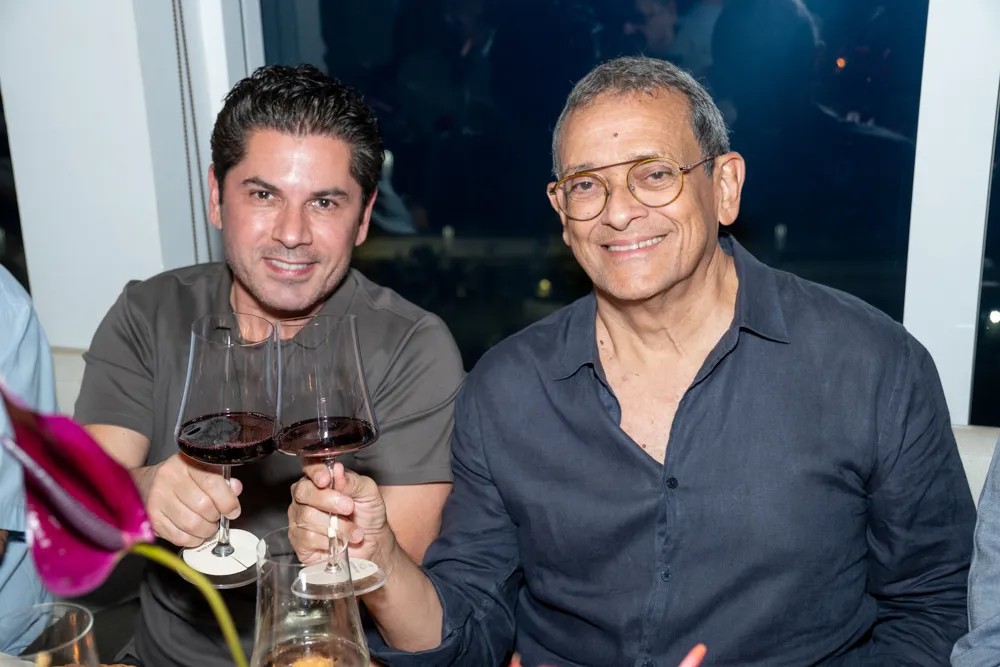 Pompeu Vasconcelos E José Guedes (1)