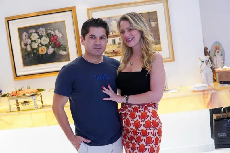 Celebração na Beira Mar - Aniversário de Patriolino Dias reúne amigos, empresários e nomes da política