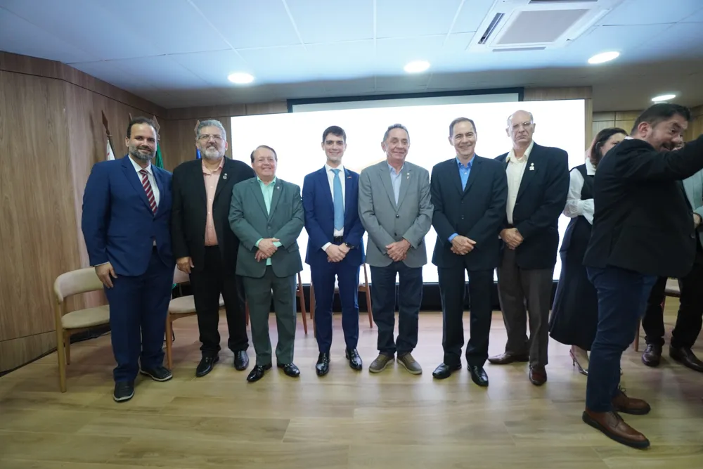 Posse De Germano Belchior Filho Na Fajece (19)