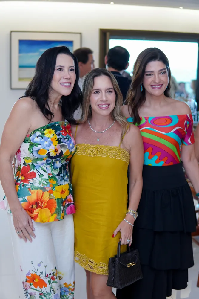 Rayane Girão, Isabela Barros Leal E Carla Leobino
