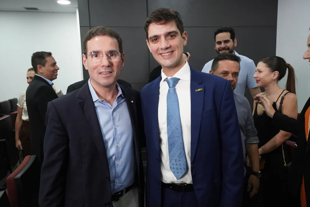 Roberto Araújo E Germano Belchior Filho