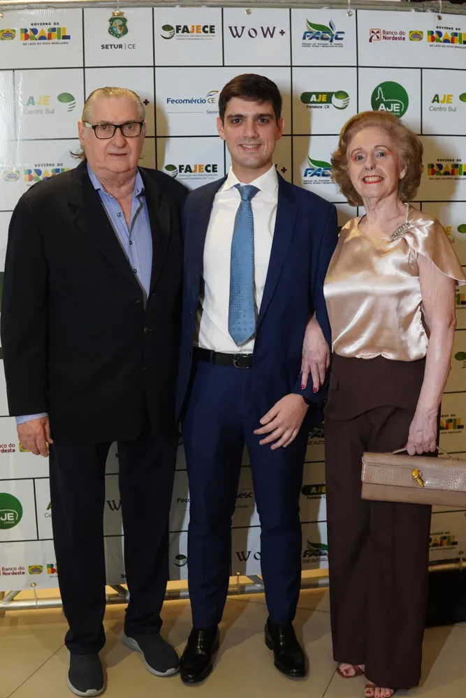 Roberto Pinheiro, Germano Belchior Filho E Carlota Pinheiro (4)