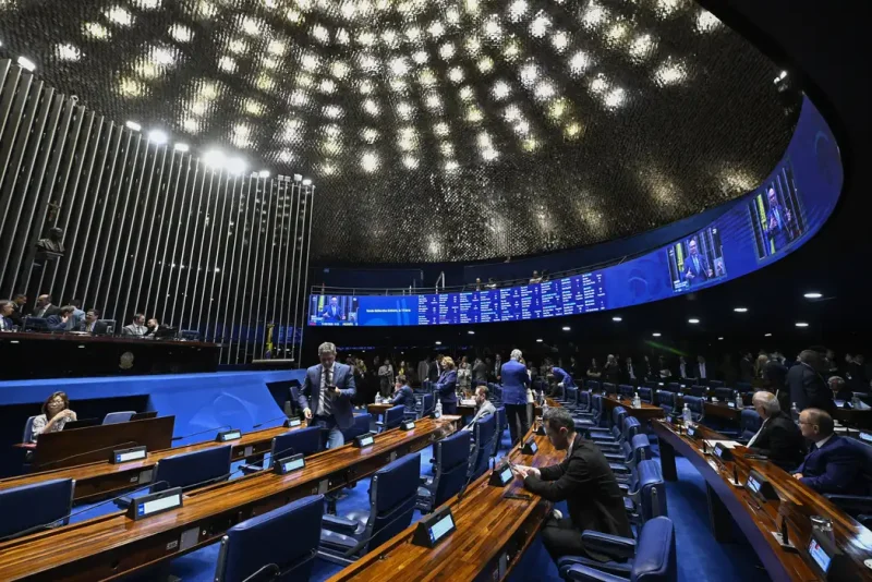 CRÉDITO - Senado aprova empréstimos de US$ 1,8 bi para estados e municípios