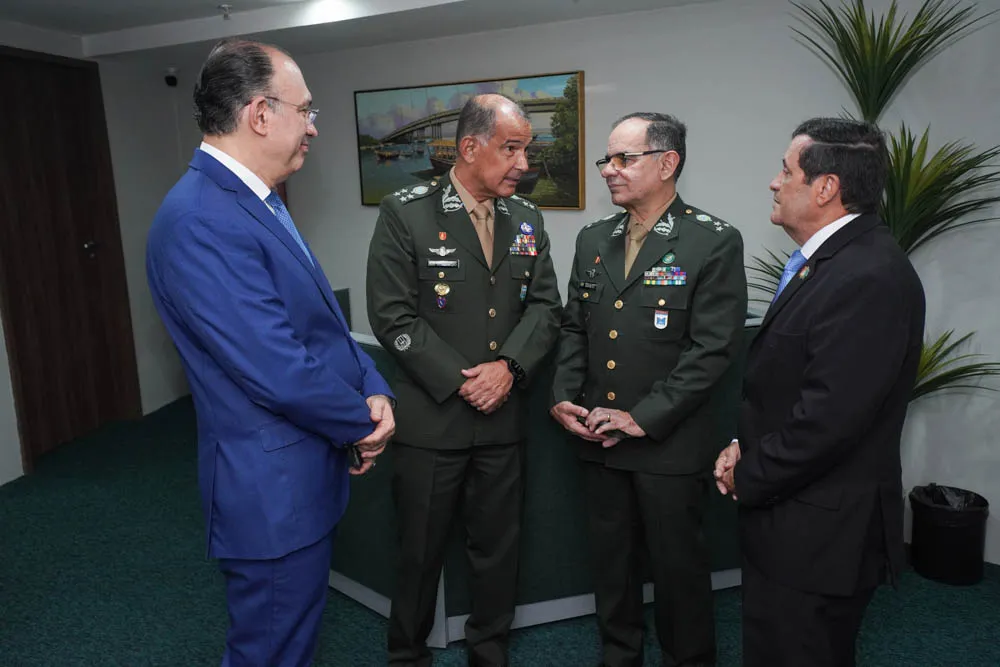 Tácito Vasconcelos Vieira, Gen. Montenegro, Gen. Barreto E Cel. Menezes (1)