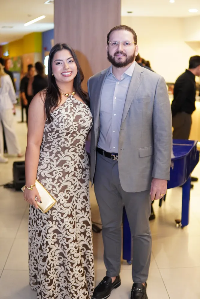 Thayana Soares E Evaldo Nogueira
