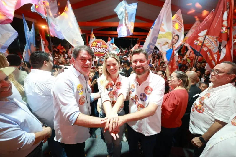 ELEIÇÕES 2026 - Romeu Aldigueri e Tainah Marinho inauguram comitê de campanha em Fortaleza