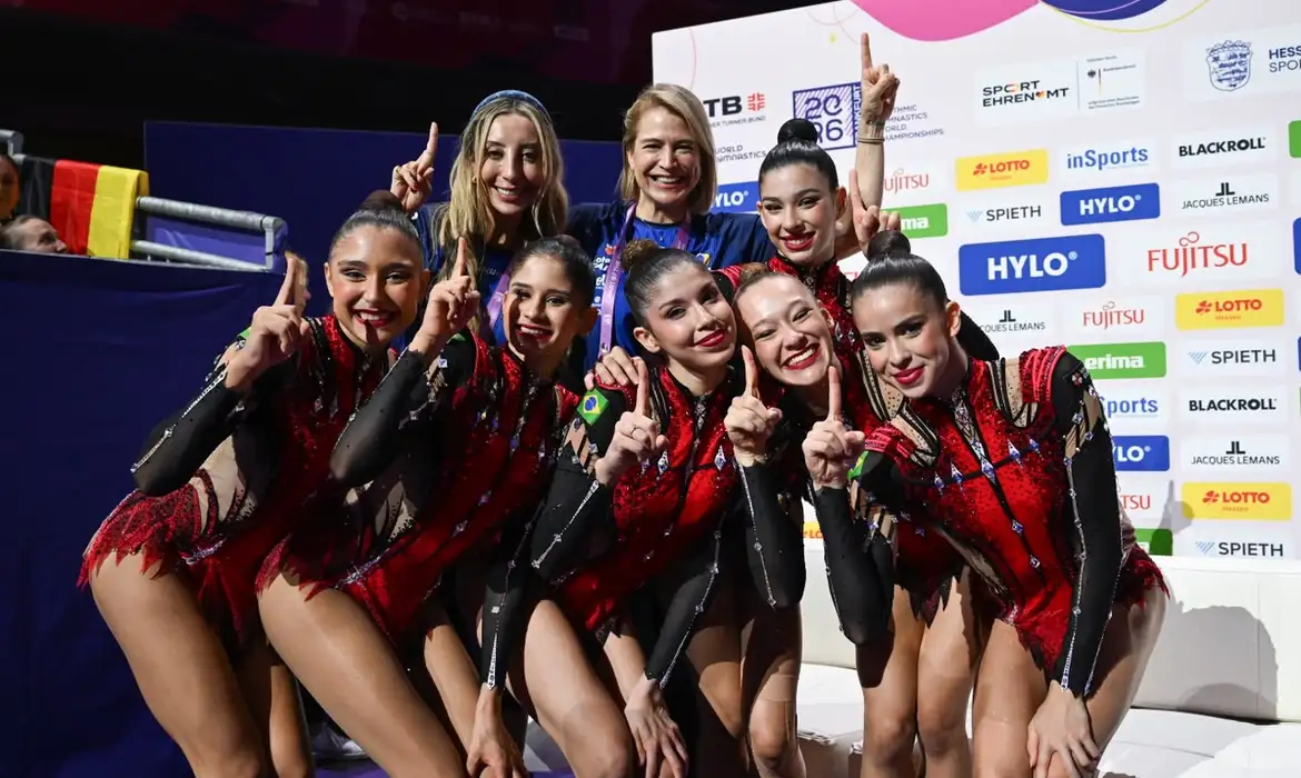Brasil vive dia histórico na ginástica rítmica, conquista dois ouros e supera campeãs olímpicas