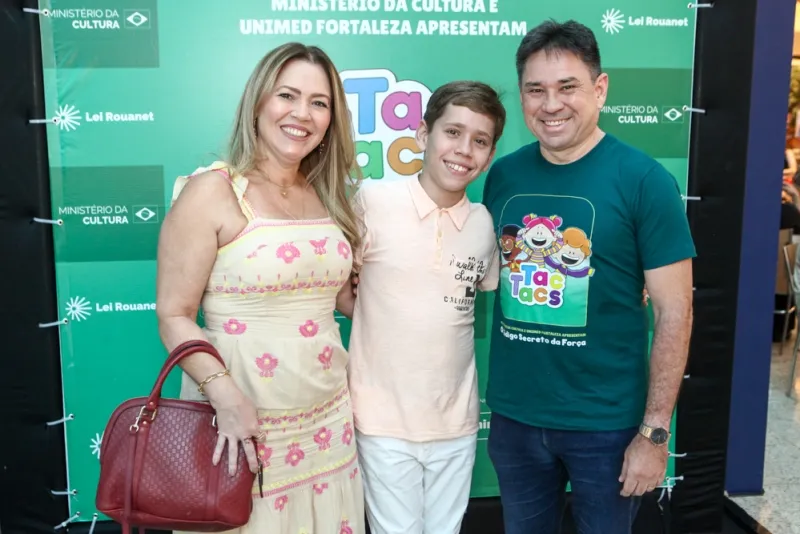 Cultura & Infância - Unimed Fortaleza e RioMar Fortaleza recebem famílias para a estreia do Destino Certo